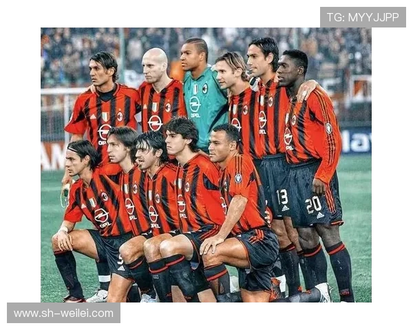 国米与AC米兰巅峰对决再燃硝烟蓝黑红黑宿敌争夺荣耀之夜 国米与AC米兰巅峰对决再燃硝烟蓝黑红黑宿敌争夺荣耀之夜