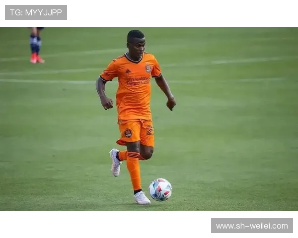 休斯顿迪纳摩与达拉斯FC激战正酣精彩赛事回顾与分析